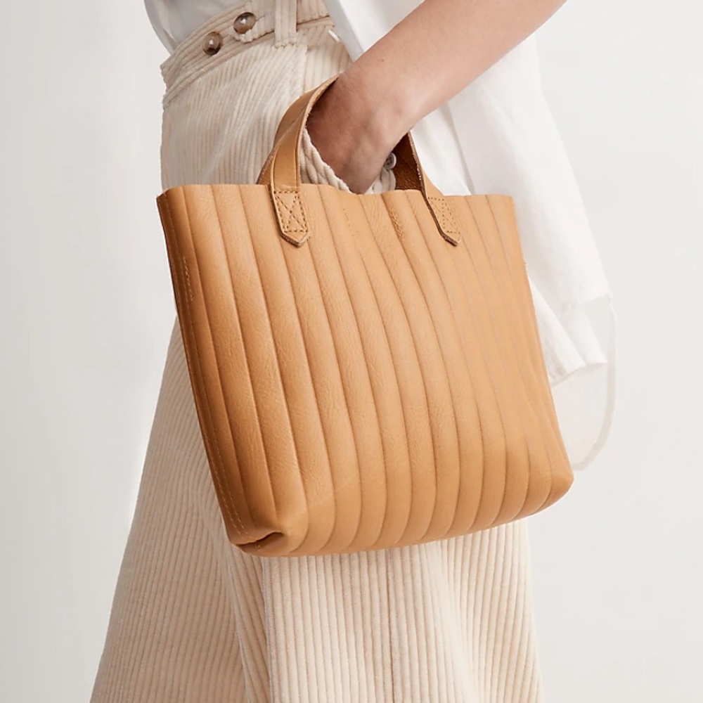 NWT Madewell The Mini Transport Crossbody: Bubble Pleat Edition